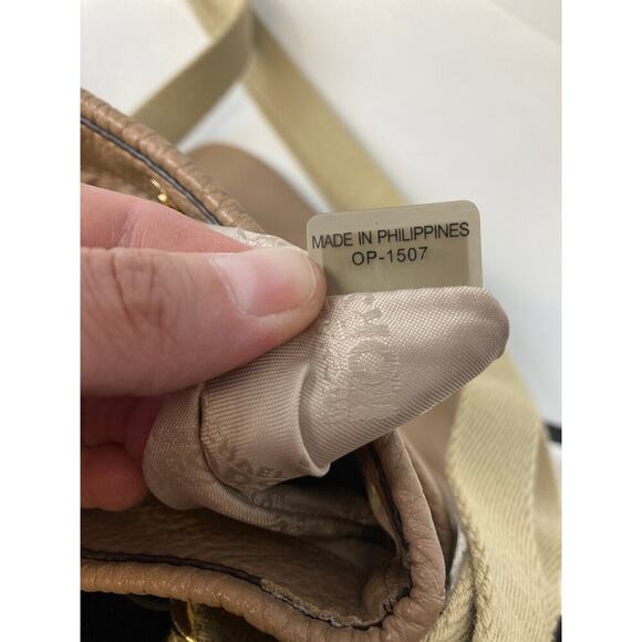 MICHAEL KORS SMALL NUDE TAN PEBBLED LEATHER CROSSBODY BAG - Picture 12 of 13